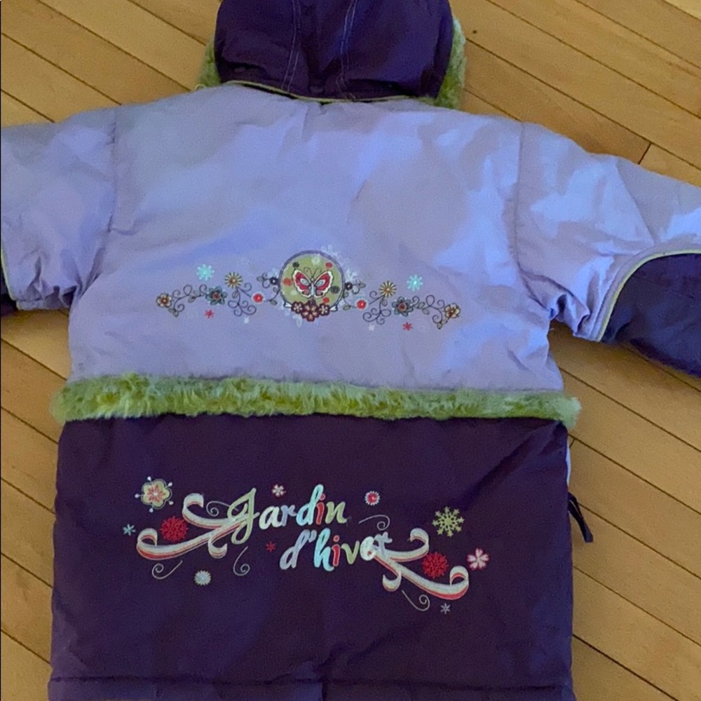 Snowsuit - Picture 4 of 5